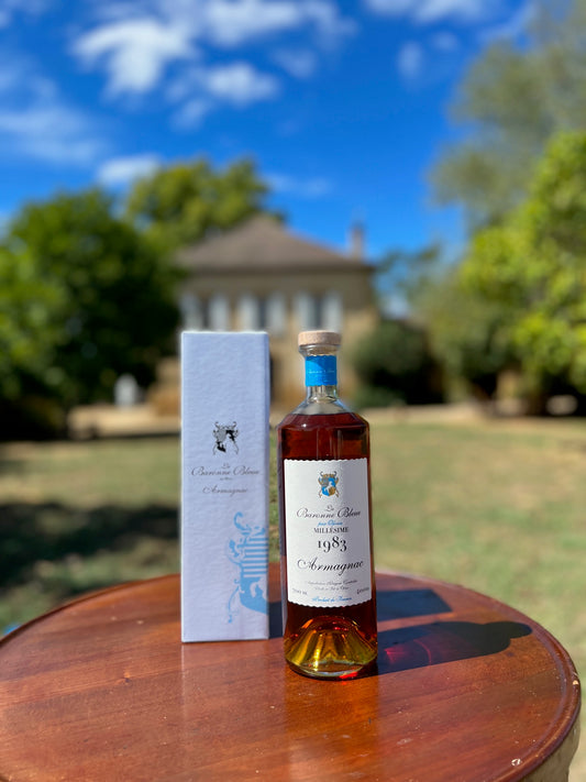 Armagnac La Baronne Bleue bouteille Millénium, 70cl : Assemblages 12 ans ou 30 ans
