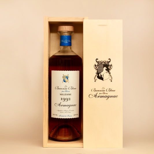 Armagnac La Baronne Bleue bouteille Millénium, 70cl :  Assemblages 12 ans ou 30 ans